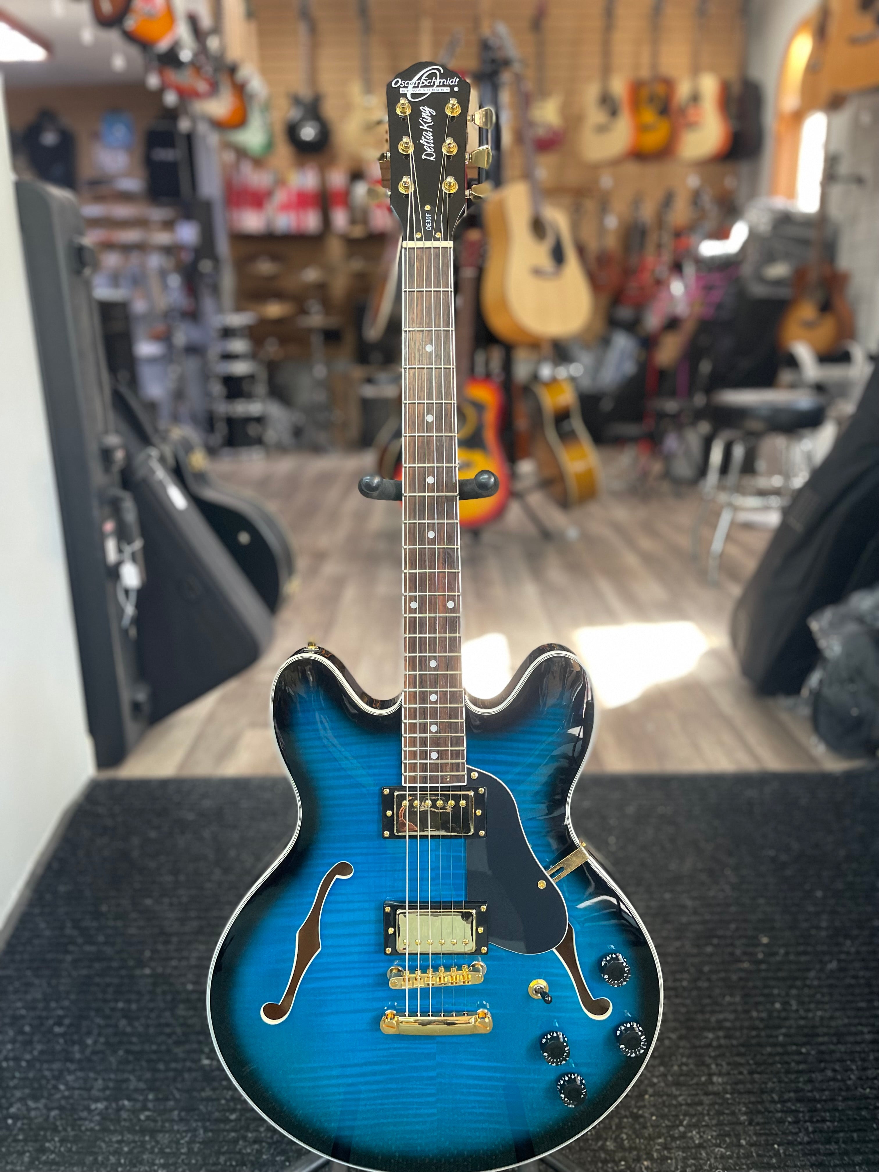 Oscar Schmidt OE30F BLB