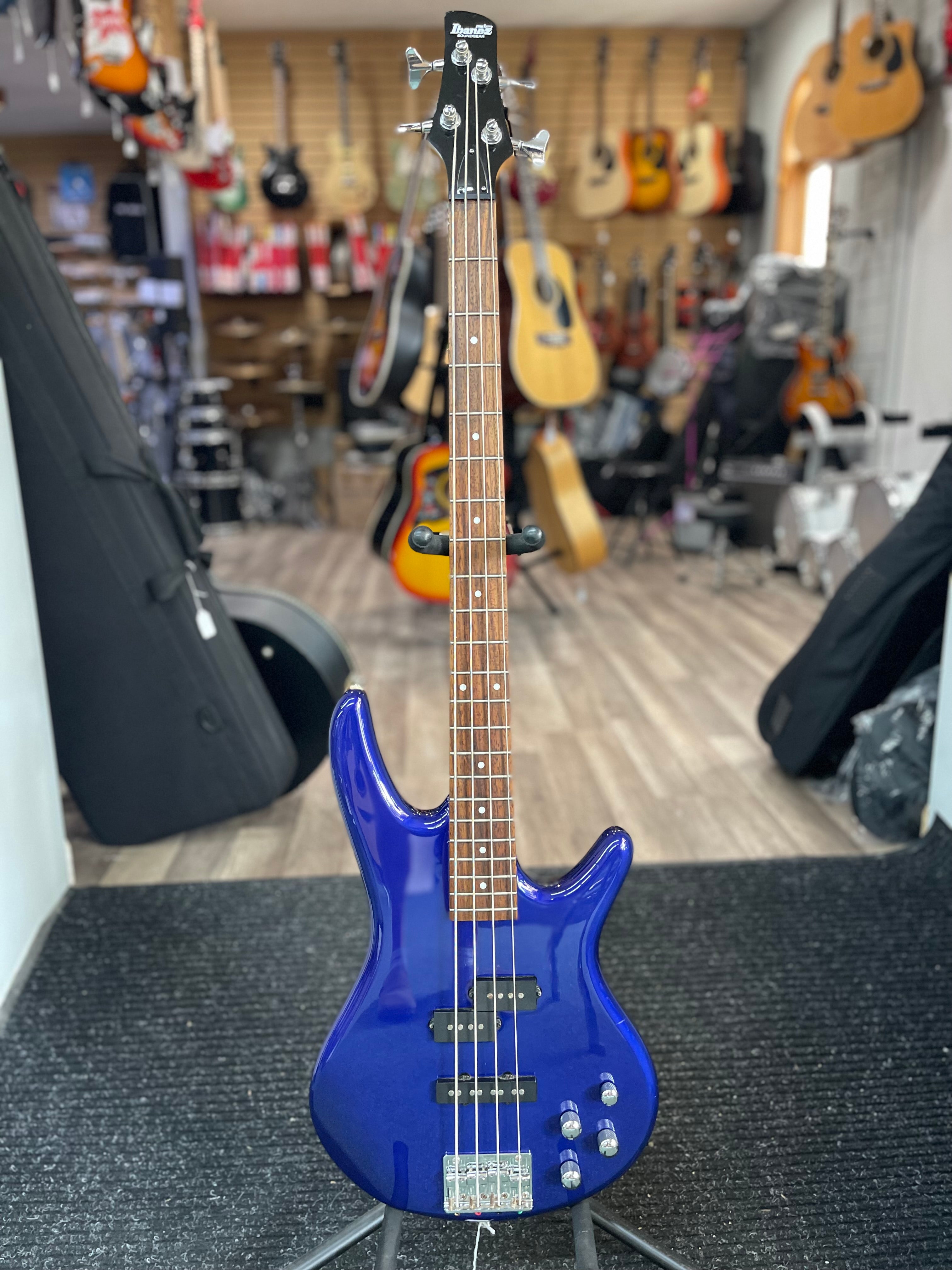Ibanez GSR200