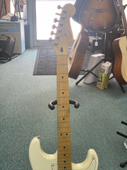 Fender Strat