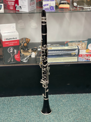 Selmer Clarinet CL201