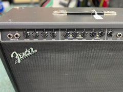 Fender FM212R