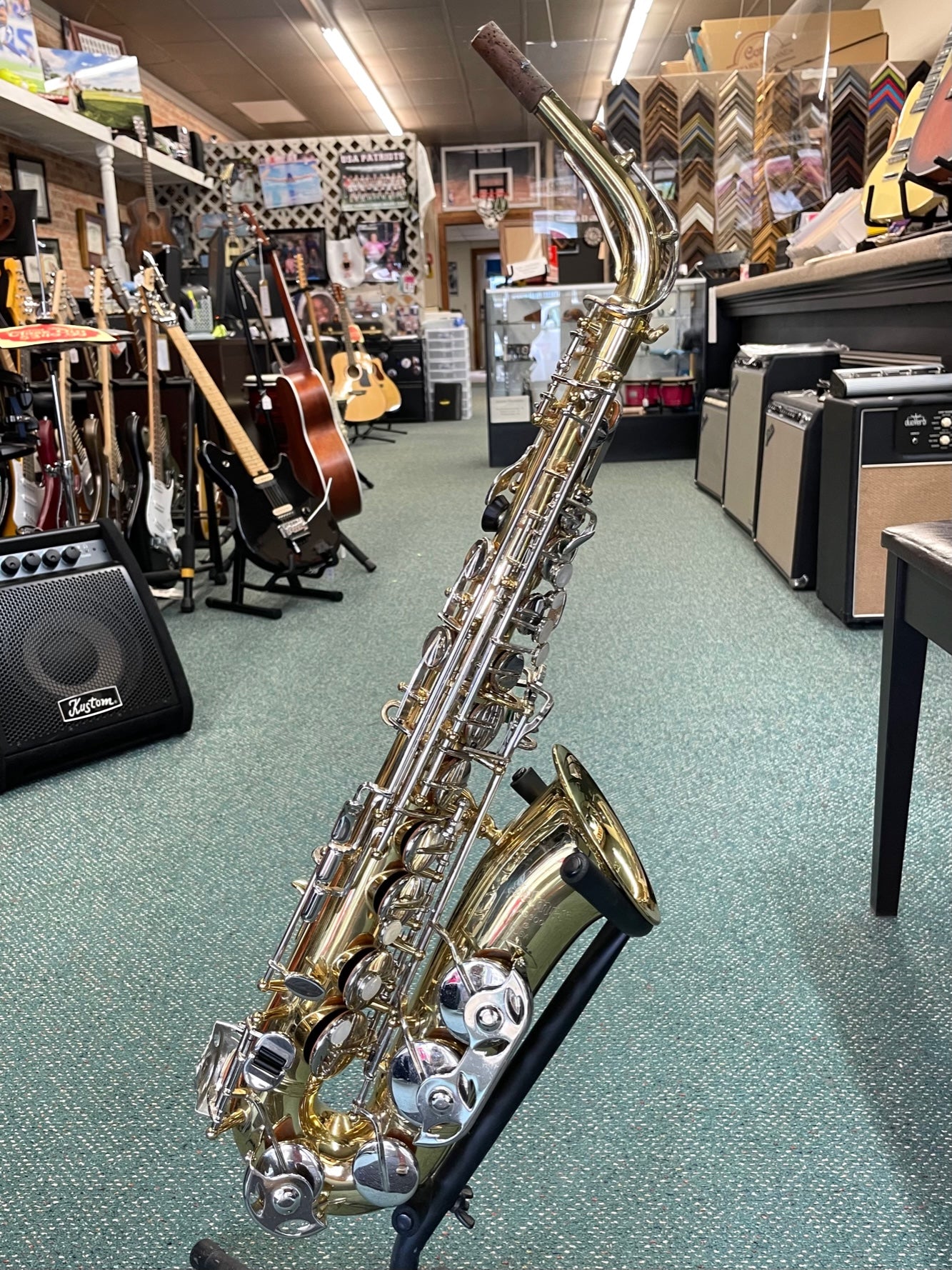 Selmer AS300 Alto Sax